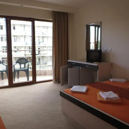 Otel Family Golden Lion Primorsko