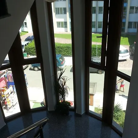 Otel Family Golden Lion 2*